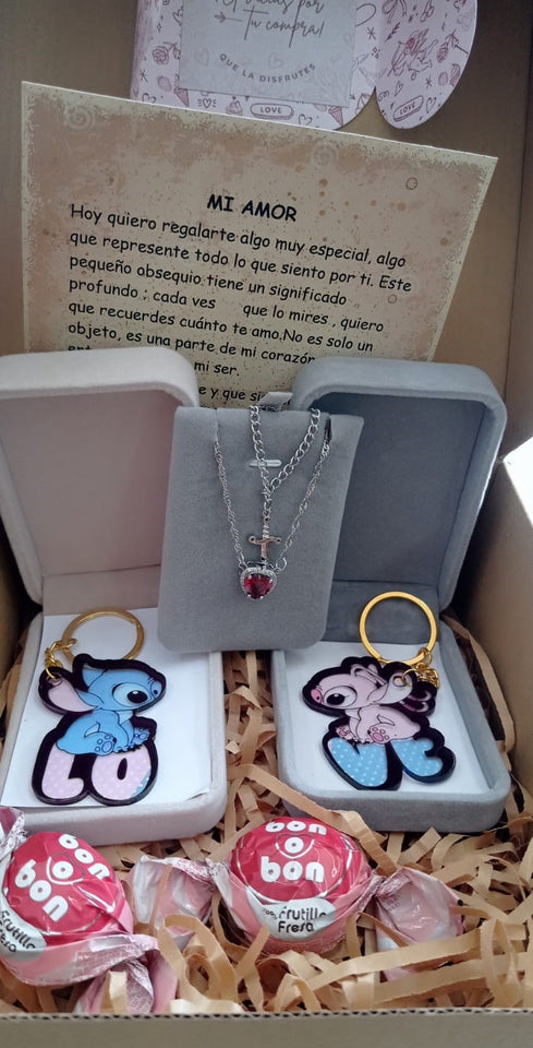 COLLAR CORAZÓN  Y ESPADA DUO PAREJA (2 X 1)